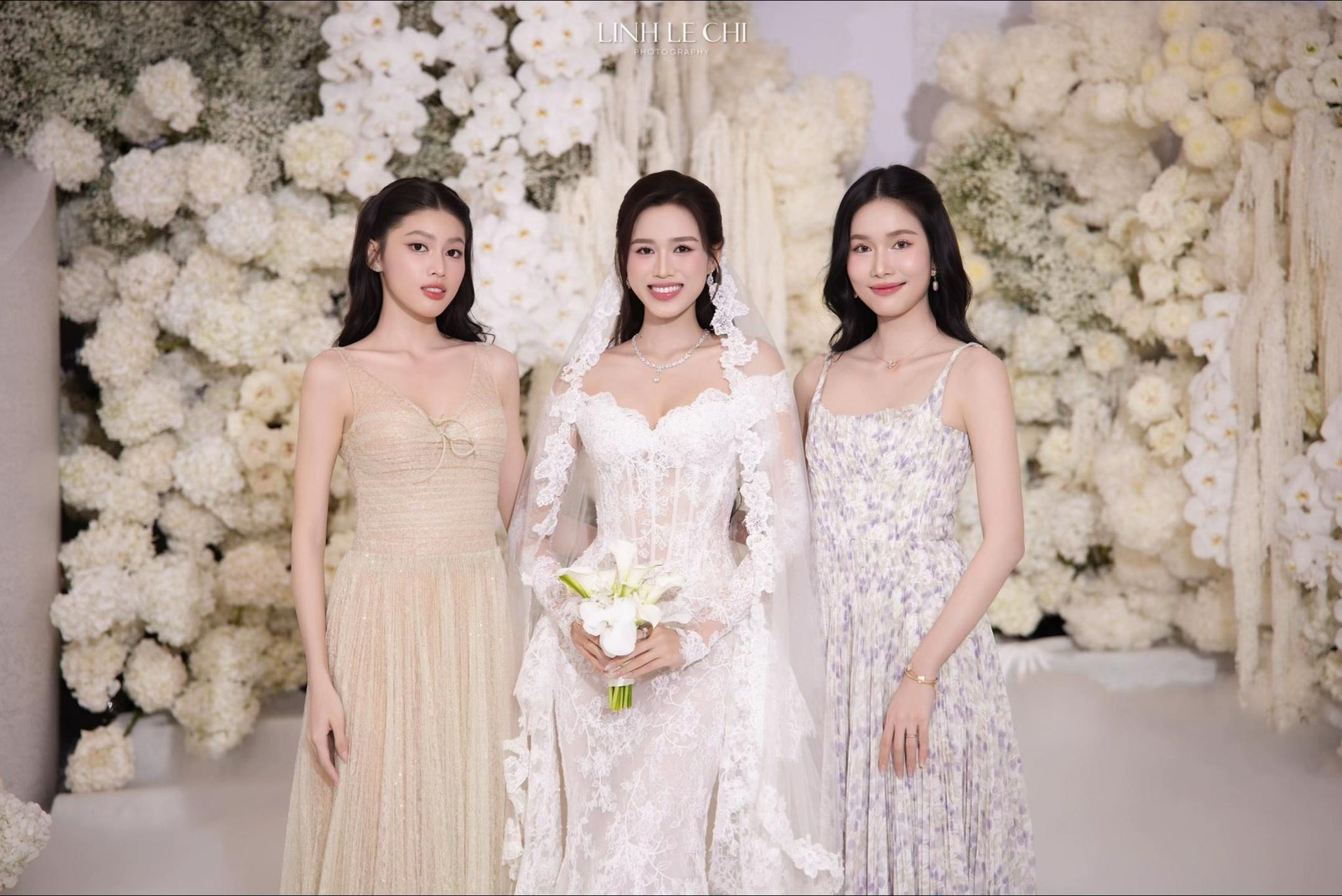 5 năm sau Hoa hậu Việt Nam: Đỗ Thị Hà lấy thiếu gia, hai á hậu giờ ra sao? - 1