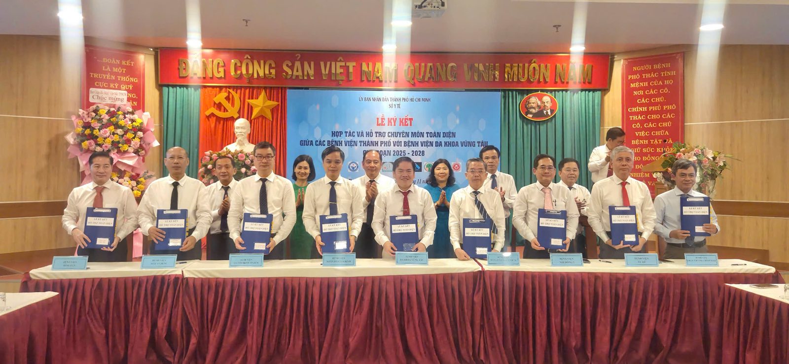 bệnh viện - Ảnh 1.