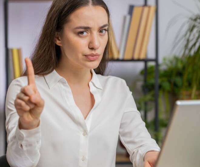 9 cách phản ứng tinh tế mà khôn ngoan khi ai đó chỉ trích bạn một cách không công bằng - 1