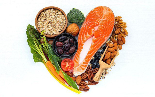 9 nhóm thực phẩm lành mạnh giúp ngăn ngừa bệnh tim và đột quỵ 1 Chế độ ăn uống lành mạnh giúp giảm đáng kể nguy cơ mắc bệnh tim và đột quỵ.