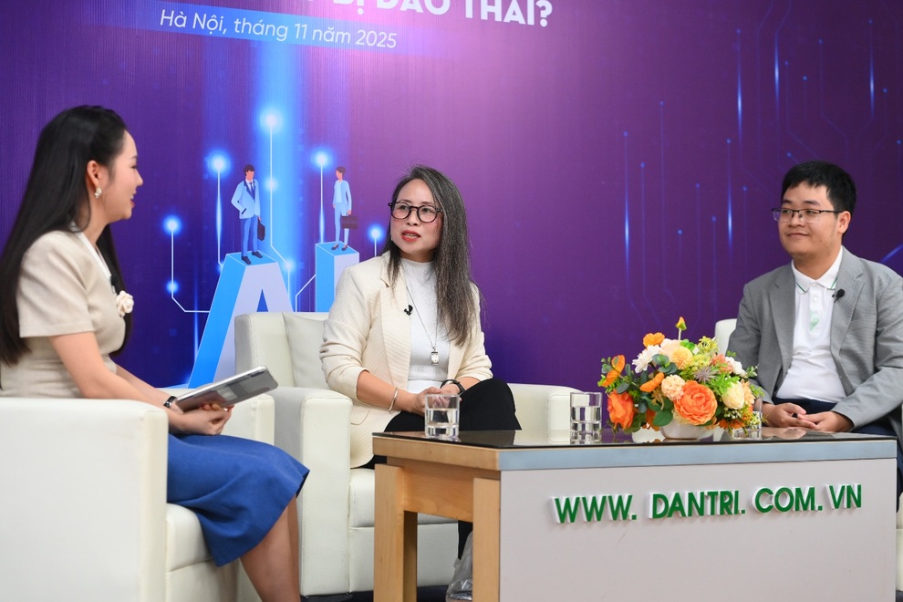 AI tái định hình thị trường việc làm: Thích ứng để tồn tại - 1