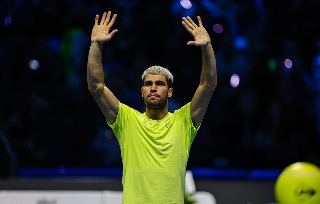 Alcaraz, Sinner vào chung kết ATP Finals 2025 - 1