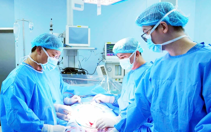 Áp lực 'bản lĩnh đàn ông' - Ảnh 2.