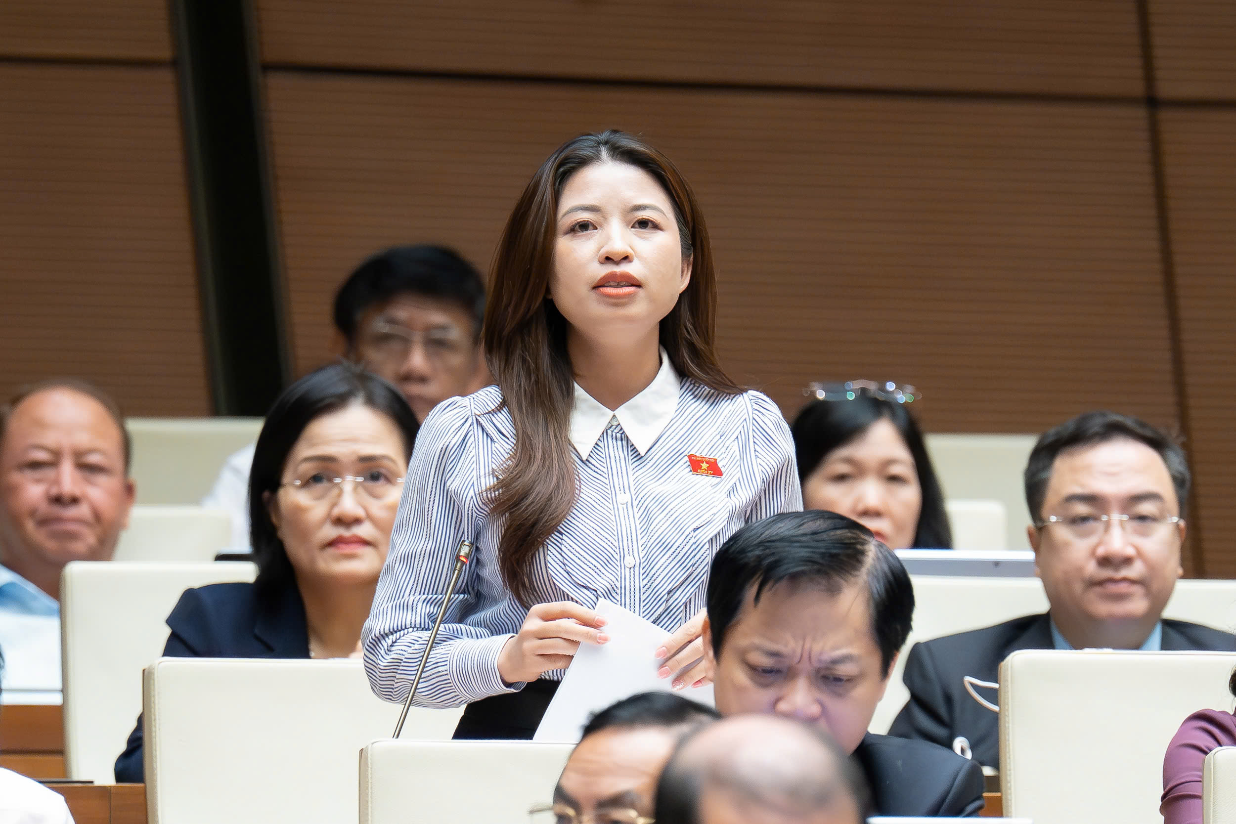 Áp lực nhiều giáo viên không phải đồng lương, mà là 'nỗi sợ' bạo lực học đường- Ảnh 1.