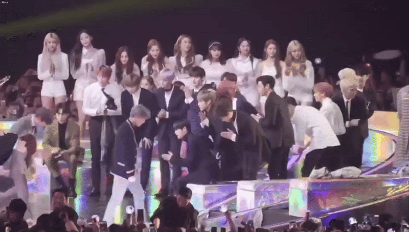 2 triệu người ùa vào xem clip tố BLACKPINK xấu tính, cay cú với BTS ra mặt- Ảnh 1.