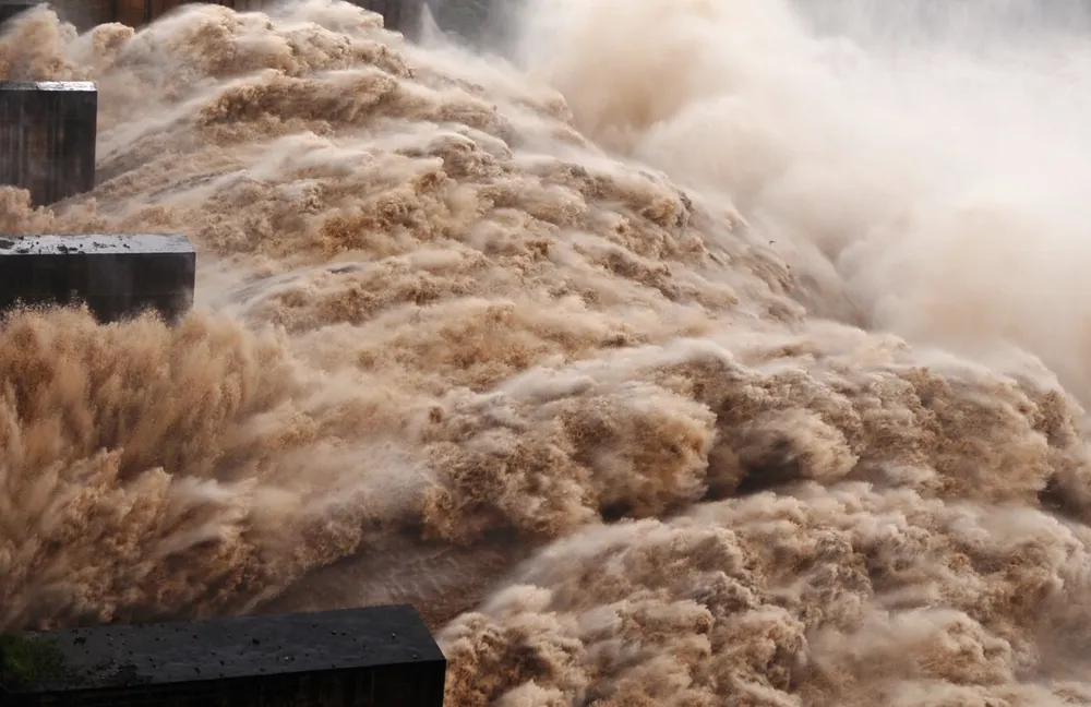 Ban Bí thư yêu cầu điều chỉnh quy trình vận hành hồ chứa, ưu tiên cắt lũ cho hạ du