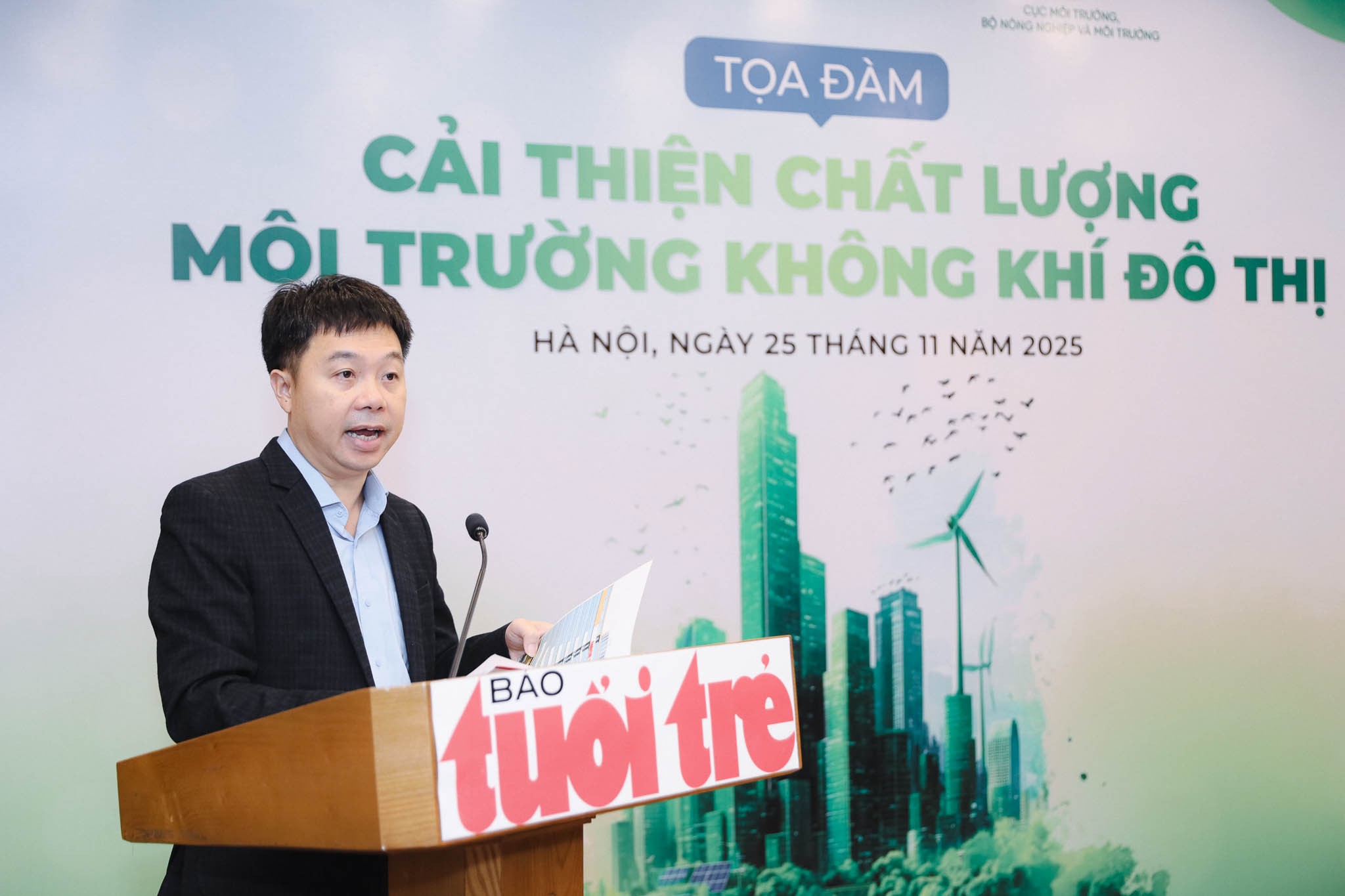 Bắt đúng 'bệnh' và cần nhiều giải pháp dài hơi để 'trị' ô nhiễm không khí ở đô thị - Ảnh 2.