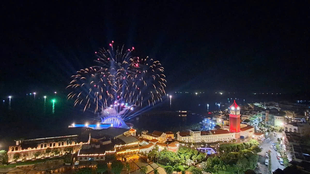 Bất ngờ lượng khách du lịch đến với các tỉnh miền Tây dịp lễ- Ảnh 4.