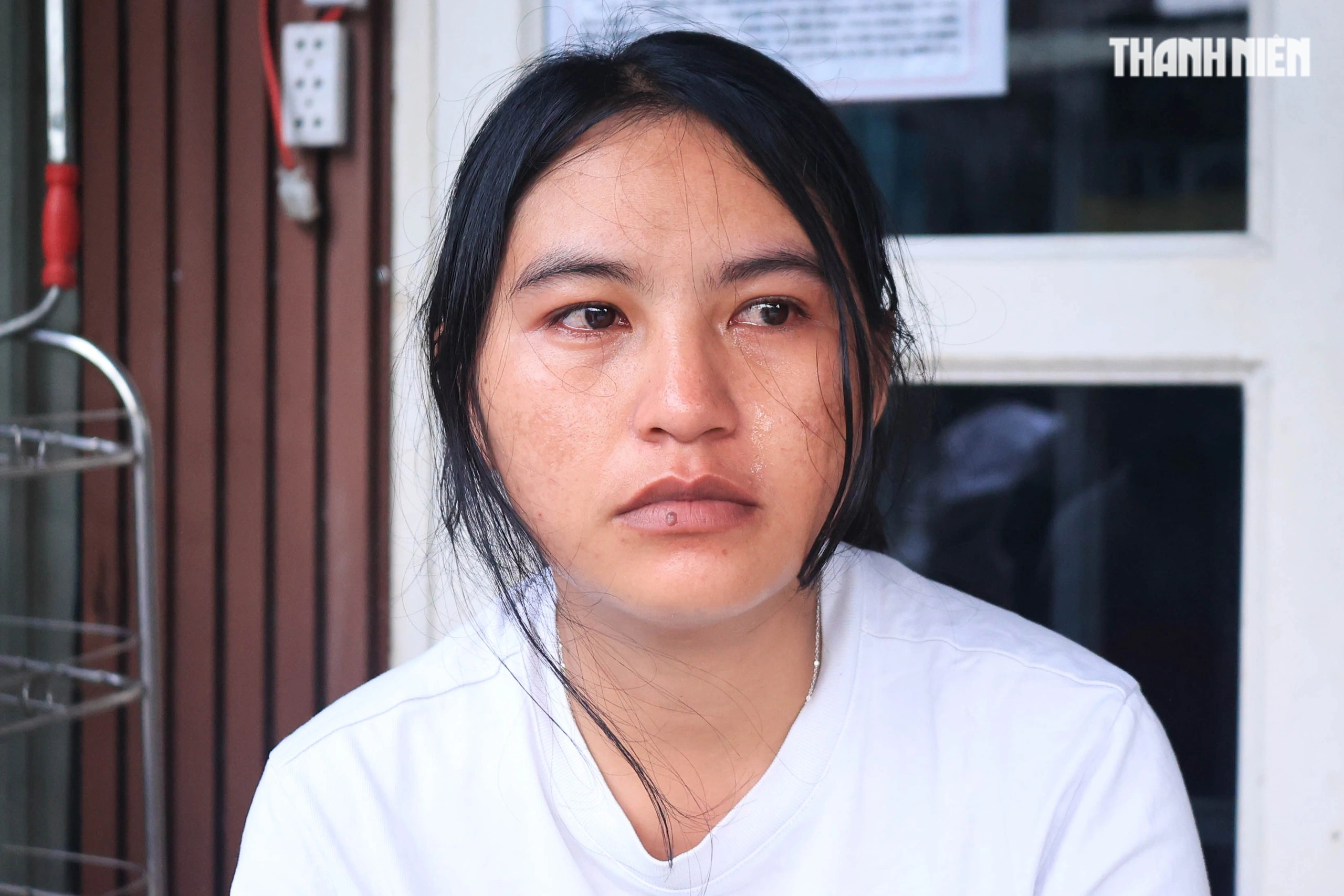 Bé trai nguy cơ mất ánh sáng vì ung thư mắt, gia đình kiệt quệ cầu cứu- Ảnh 1.