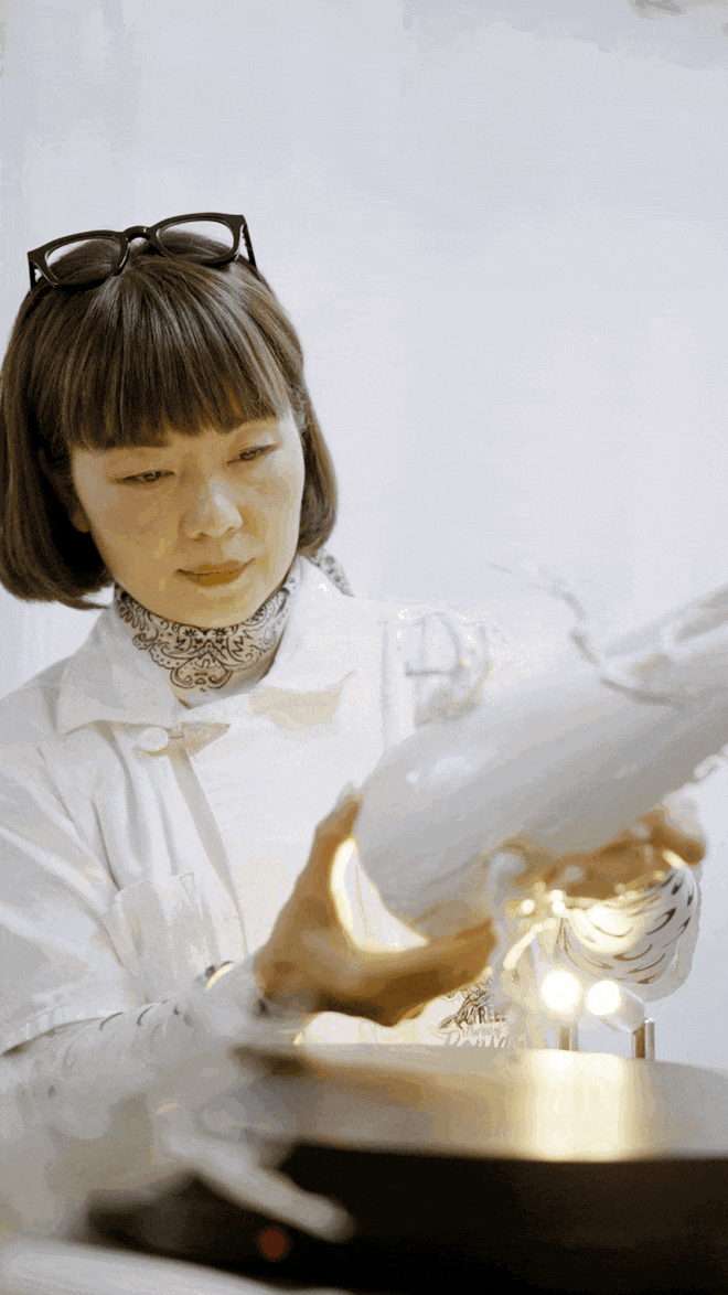 Người phụ nữ U50 bỏ việc lương cao về Người phụ nữ U50 bỏ việc lương cao về