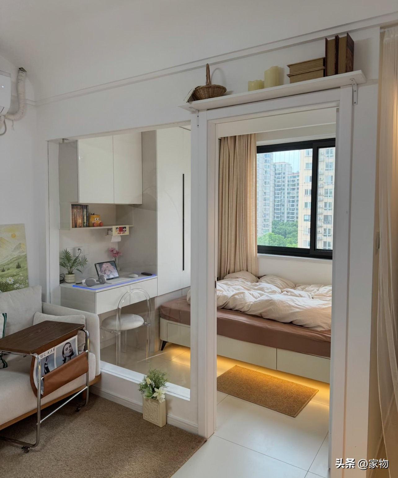 Ảo diệu nhà nhỏ: Biến phòng khách thành 2 trong 1, chỉ 1 vách kính có thêm ngay phòng ngủ 5m²- Ảnh 2.