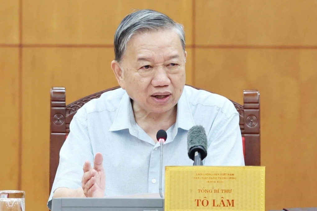 Bộ Chính trị yêu cầu kiểm tra việc cắt giảm đầu mối bên trong các cơ quan - 1