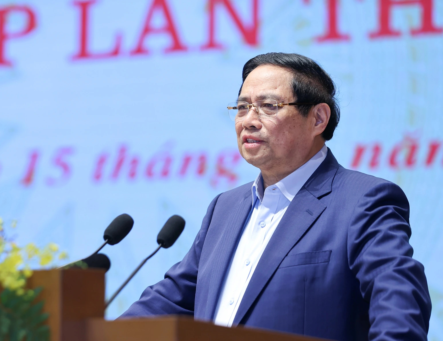 Bộ Công an xây dựng tiện ích hỗ trợ bầu cử Quốc hội và HĐND trên VNeID - Ảnh 1.