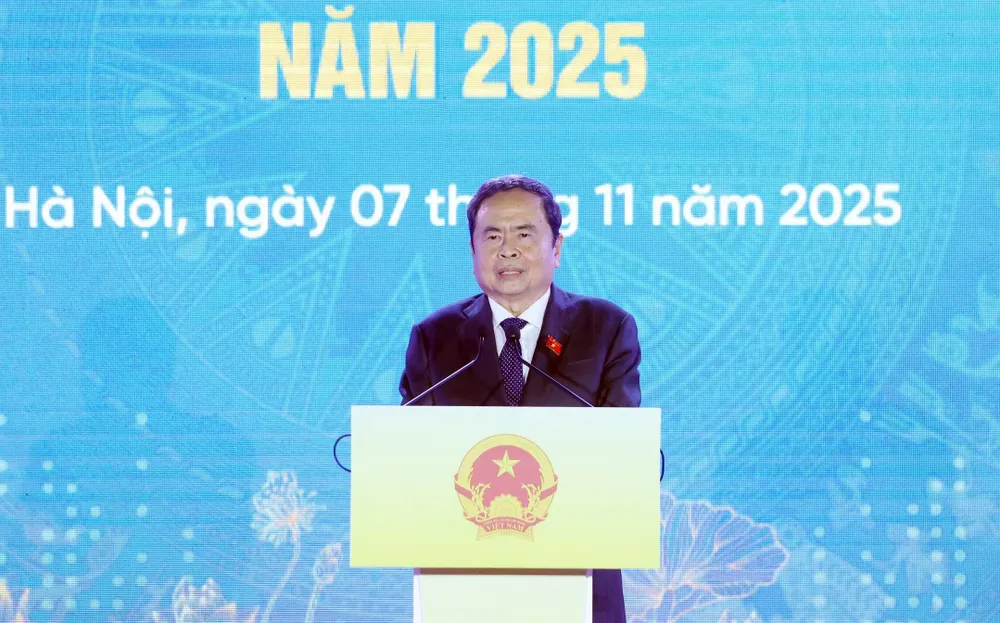 Chủ tịch Quốc hội Trần Thanh Mẫn ghi nhận những kết quả của ngành tư pháp. Ảnh: Hoàng Huy Trần Thanh Mẫn ngày pháp luật Việt Nam.jpg