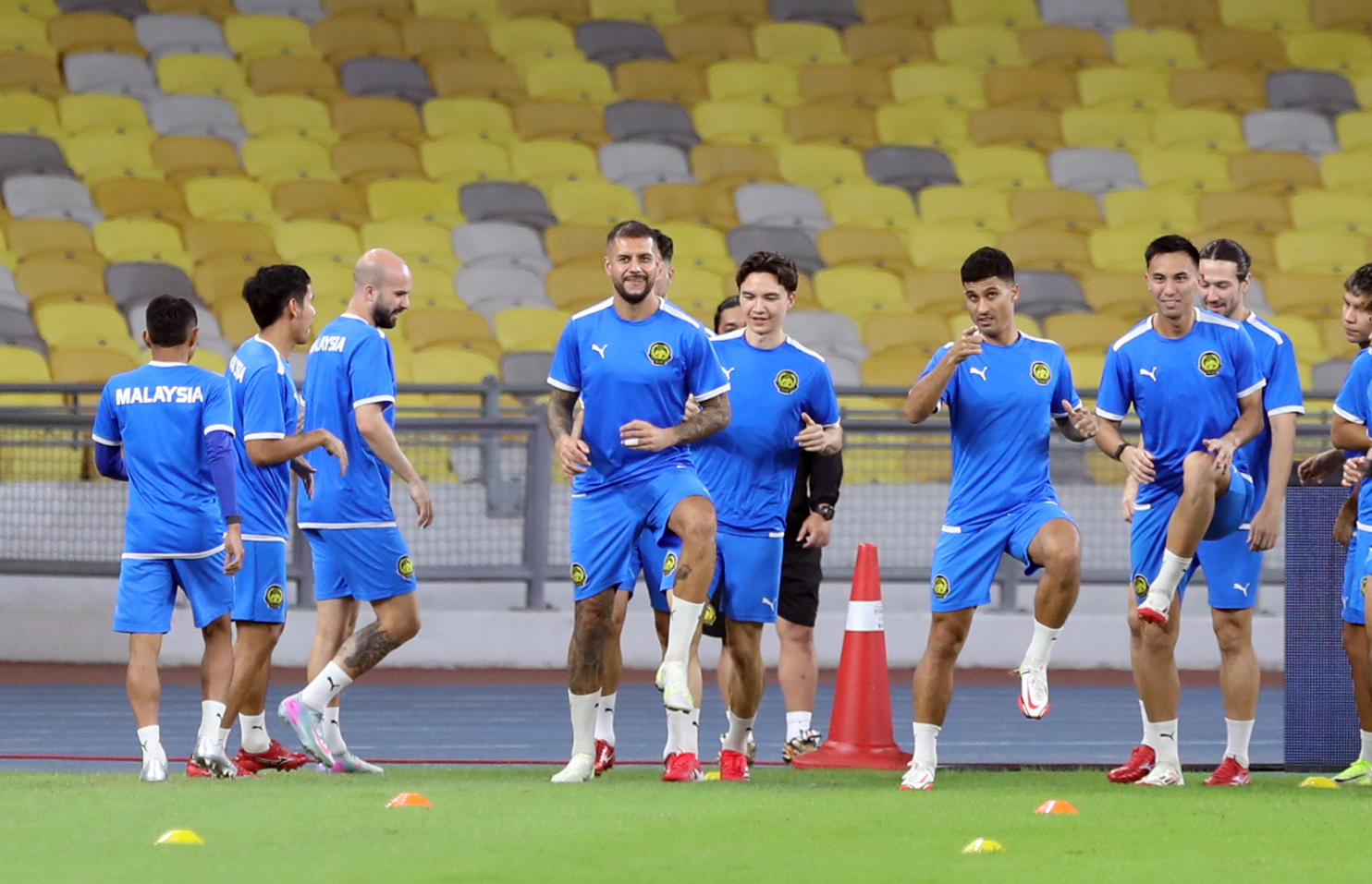 Cựu Tổng thư ký FAM: ‘Bóng đá Malaysia sẽ bị đình chỉ toàn diện nếu thua ở CAS'- Ảnh 2.