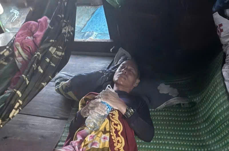 Phép màu đã xuất hiện: Cả 3 người mất tích trên biển Lý Sơn giữa bão số 13 đã được cứu sống sau 2 ngày lênh đênh giữa biển- Ảnh 1.