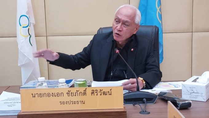Phó Chủ tịch Ủy ban Olympic Thái Lan kiêm Giám đốc điều hành SEA Games 33 Chaiphak Siriwat phát biểu tại cuộc họp ban tổ chức SEA Games 33 hôm nay 28/11 ở Bangkok. Ảnh: MGR Online.