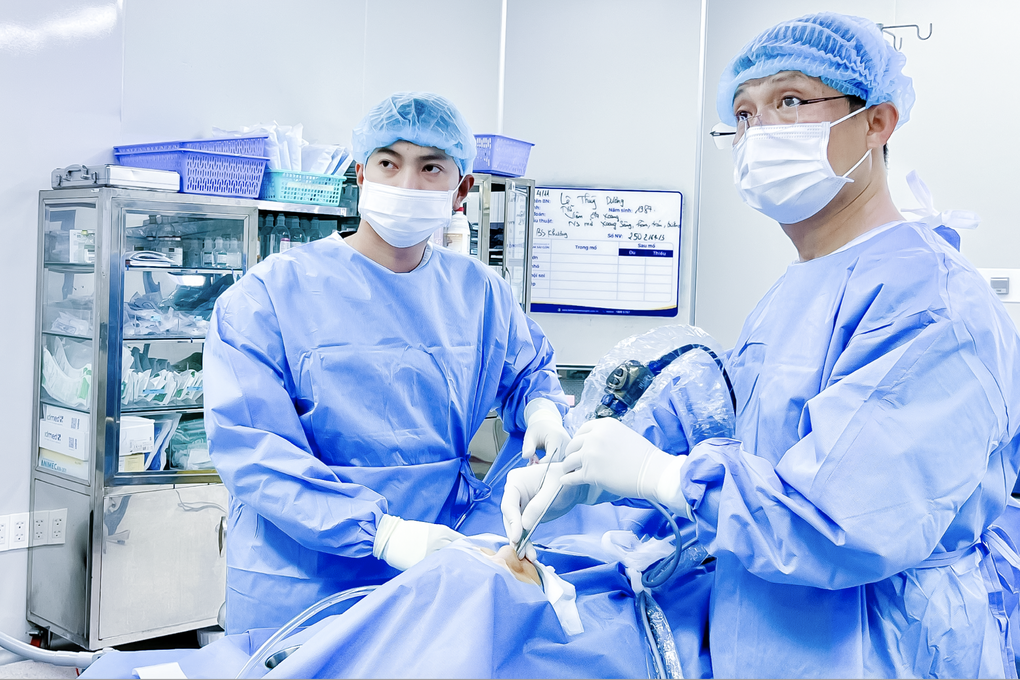 Căn bệnh oái oăm khiến người đàn ông không thể cảm nhận thức ăn - 1