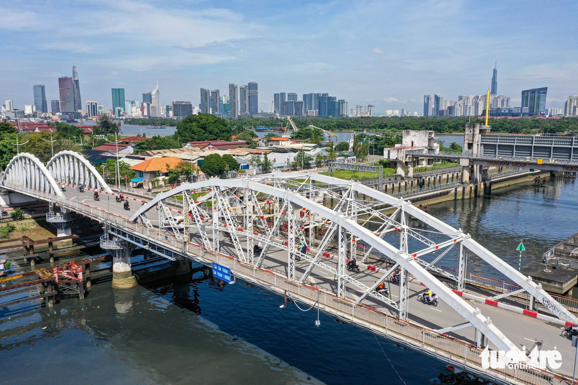 cầu tân thuận - Ảnh 1.