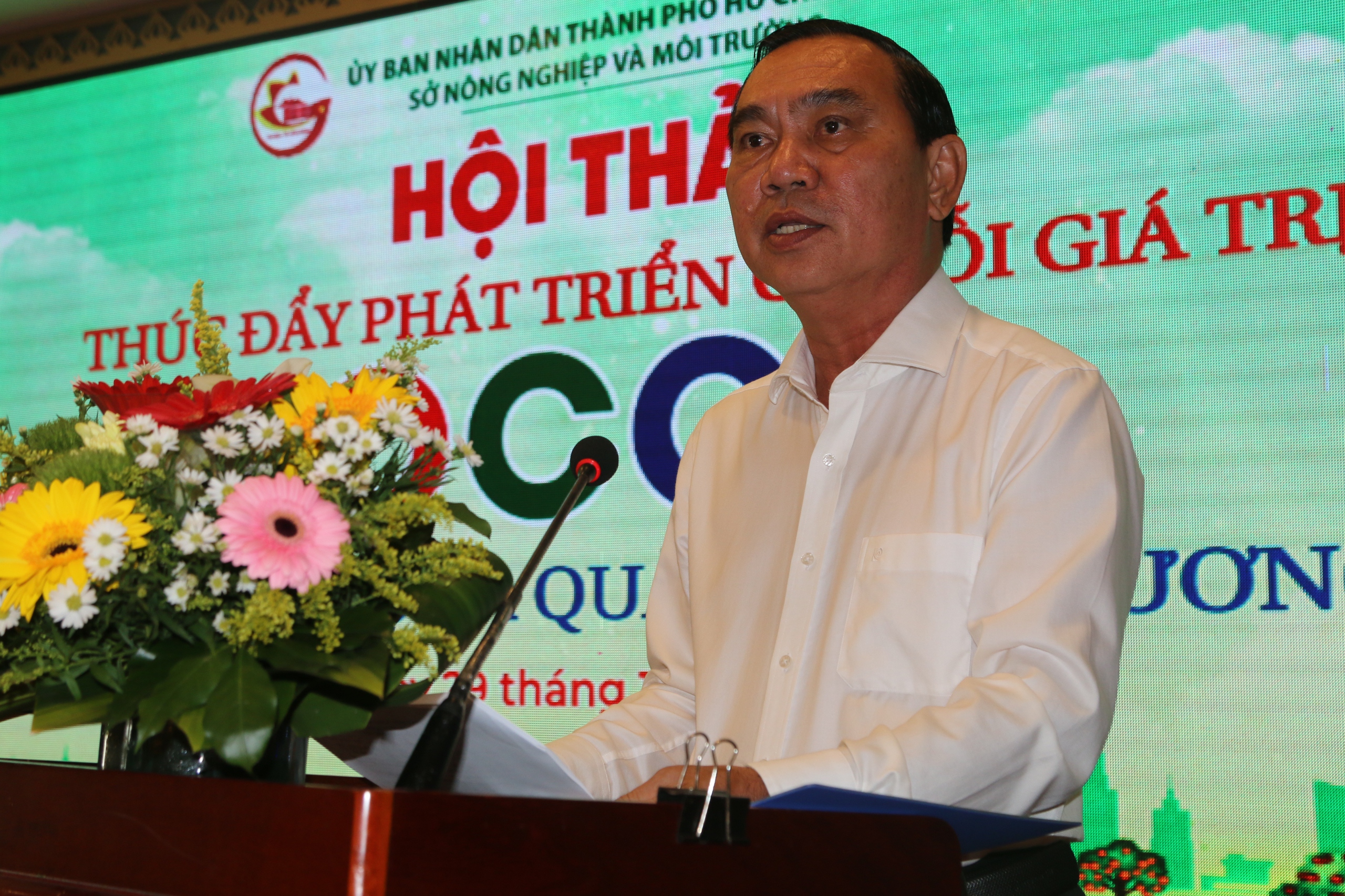 Cần sử dụng sản phẩm OCOP làm quà tặng ngoại giao chính thức- Ảnh 1.