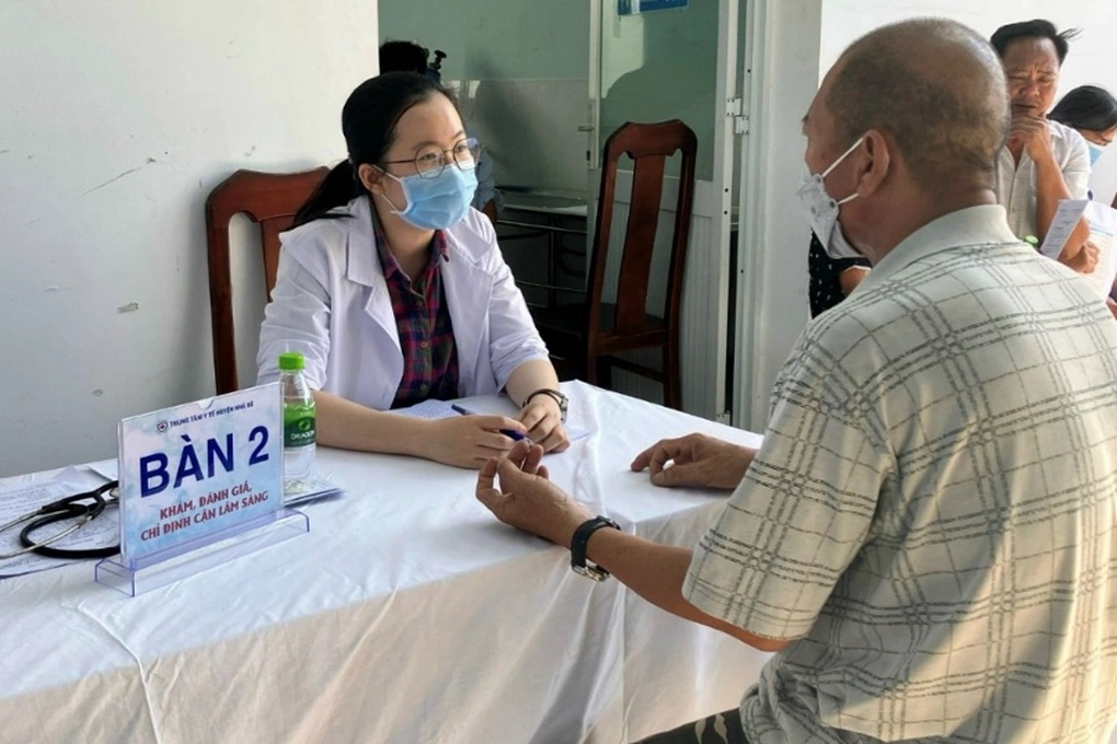 Cảnh báo gánh nặng bệnh tật đang gia tăng với 2 nhóm đối tượng - 2