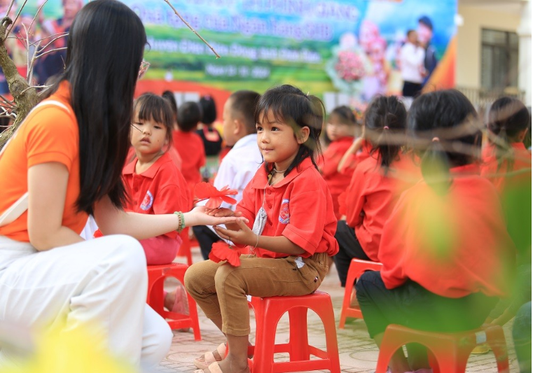 Chạm những khoảnh khắc hạnh phúc thường nhật- Ảnh 1.