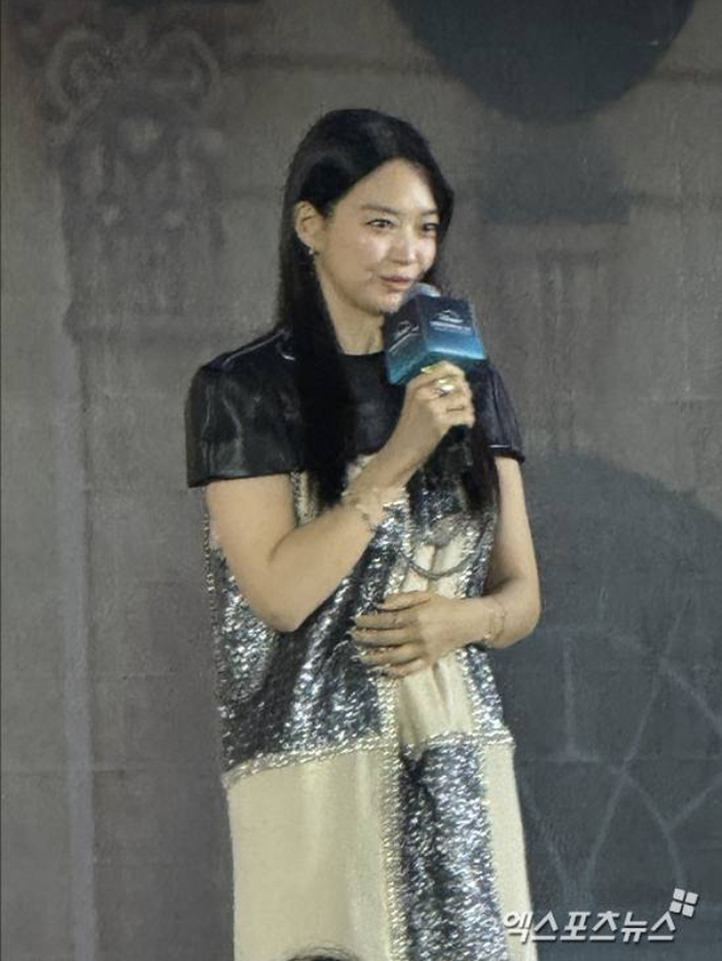 Chiếc váy Louis Vuitton Chiếc váy Louis Vuitton