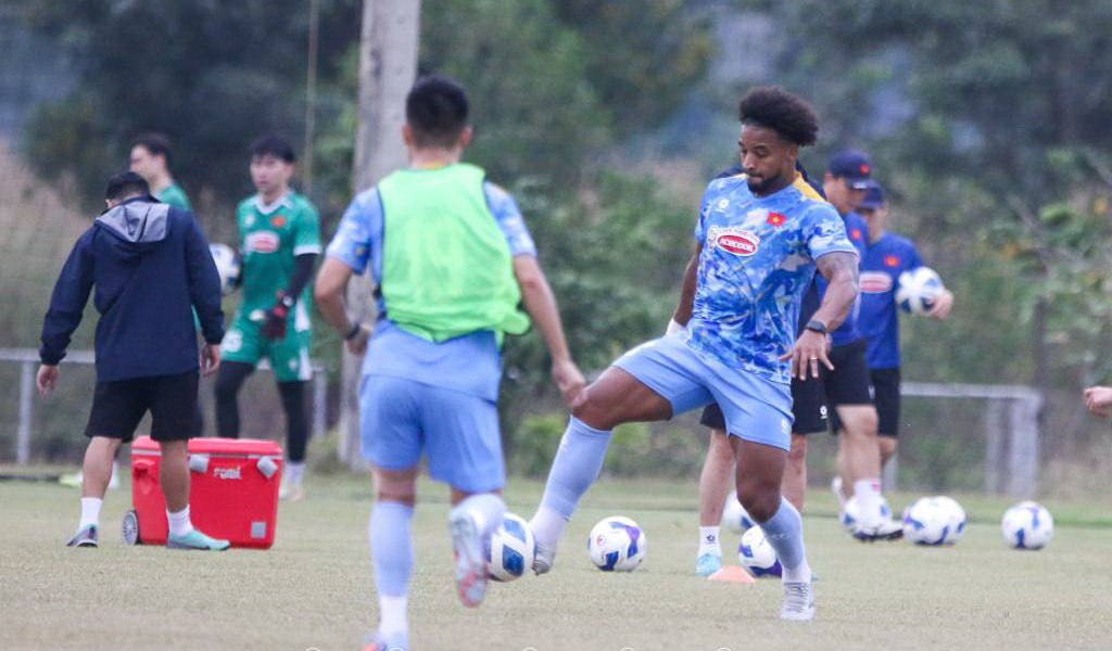 Chờ chiến thắng đẹp trên đất Lào - Ảnh 1. Việt Nam - Ảnh 1.