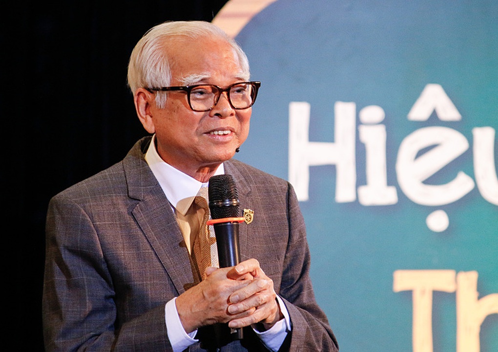 Cho thôi việc giáo viên dùng thước đánh học sinh: Không thể nói đánh nhẹ - 1