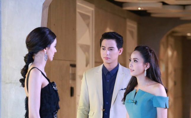 Chồng cũ tái hôn, tôi không định tham dự nhưng biết cô ta là ai tôi mừng như vớ được vàng- Ảnh 1.