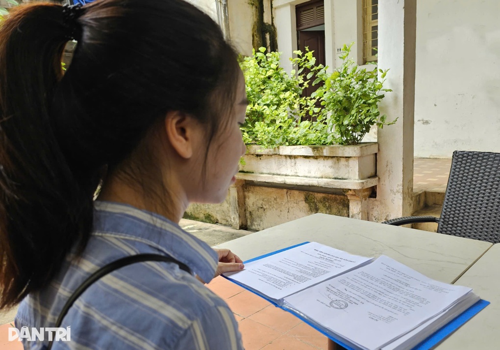 Cô gái ở TPHCM bị mạo danh làm giám đốc và cấm xuất cảnh, làm sao để gỡ? - 1