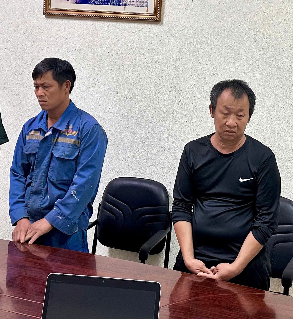 Cơ quan An ninh Điều tra Công an TP HCM thông tin sai phạm của 2 thuyền trưởng - Ảnh 1.