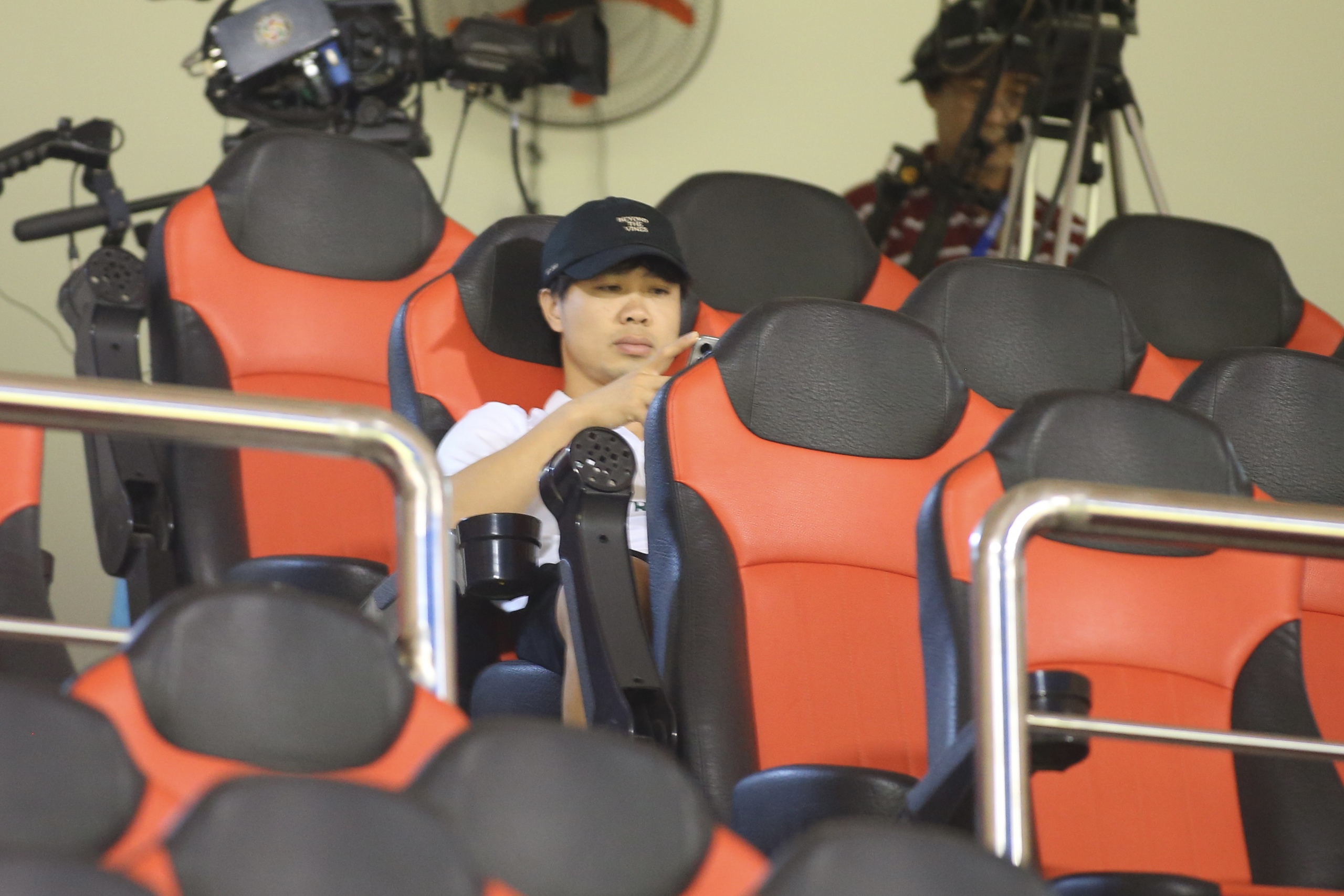 Công Phượng vẫn phải dự khán, Trường Tươi Đồng Nai thắng ngược nghẹt thở đội cuối bảng- Ảnh 1. Công Phượng vẫn phải dự khán, Trường Tươi Đồng Nai thắng ngược nghẹt thở đội cuối bảng - Ảnh 1.