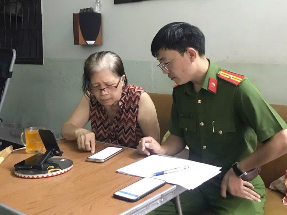 Công an TP HCM lưu ý chủ xe và người mua chưa sang tên - Ảnh 1.