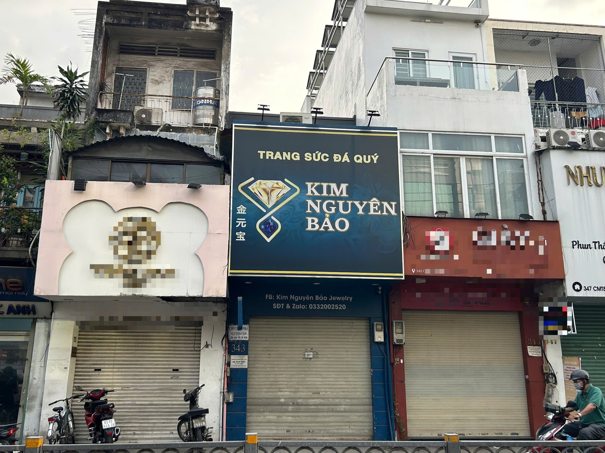 Công an TP.HCM xác minh thông tin chủ tiệm vàng Kim Nguyên Bảo bị tố chiếm đoạt tiền đặt cọc 1 Công an TP.HCM xác minh thông tin chủ tiệm vàng Kim Nguyên Bảo bị tố chiếm đoạt tiền đặt cọc - Ảnh 1.