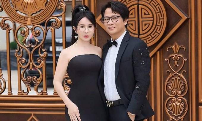 Vợ chồng Mai Lisa và chồng là Hoàng Kim Khánh. Ảnh: FBVN