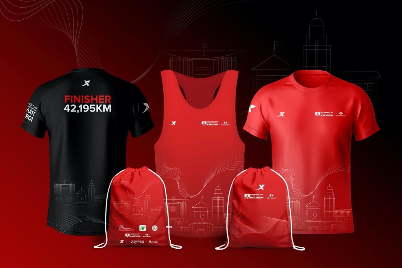 Công bố vật phẩm thi đấu Giải marathon quốc tế TP.HCM Techcombank mùa 8 - Ảnh 1.