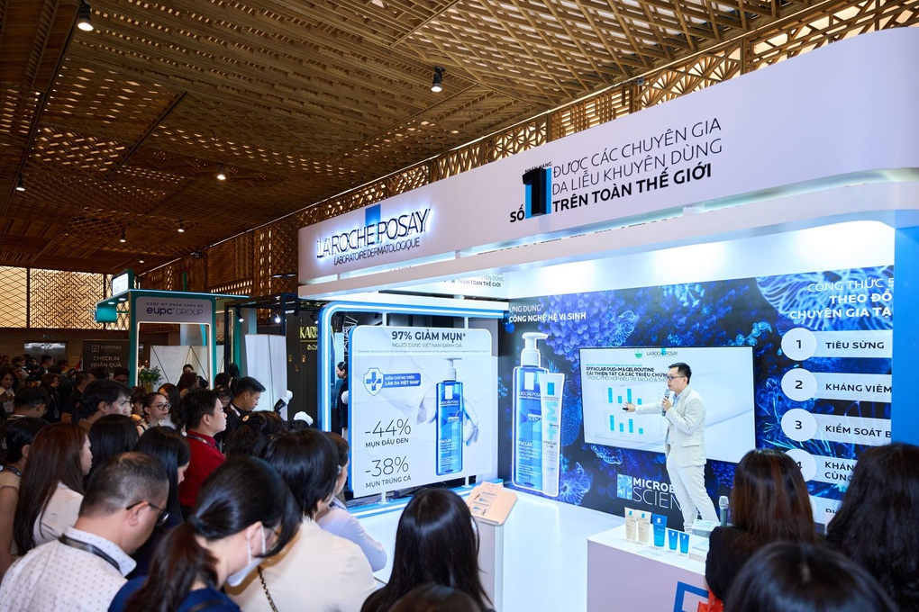 Công nghệ độc quyền Phylobioma từ La Roche-Posay: Chìa khoá giảm mụn cho da - 1