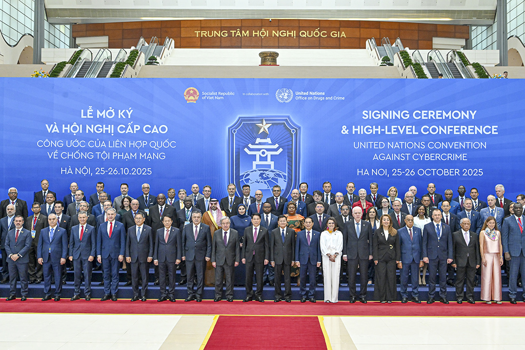 Công ước Hà Nội khai mạc: Bảo vệ không gian mạng và hợp tác toàn cầu - Ảnh 1.