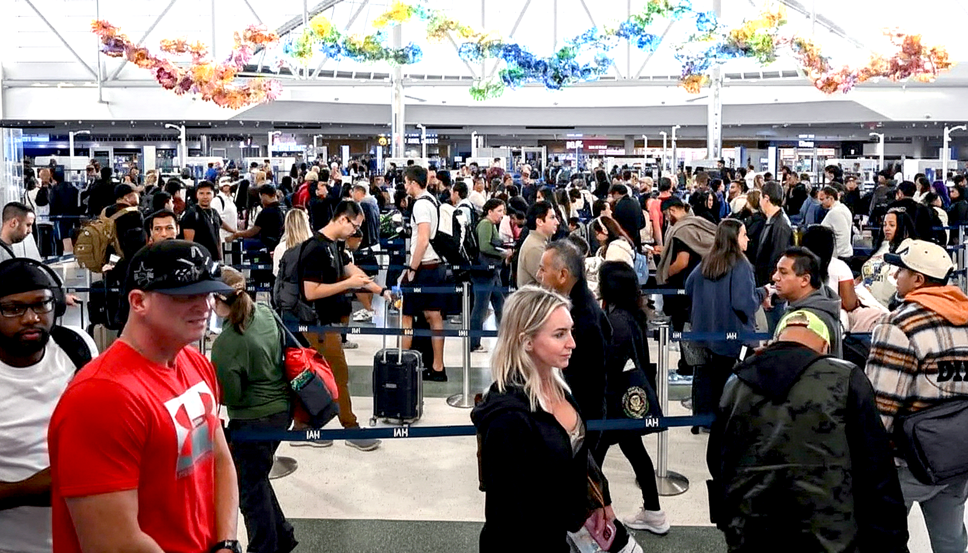 'Cú quay xe' của nhiều nghị sĩ Dân chủ - Ảnh 1.