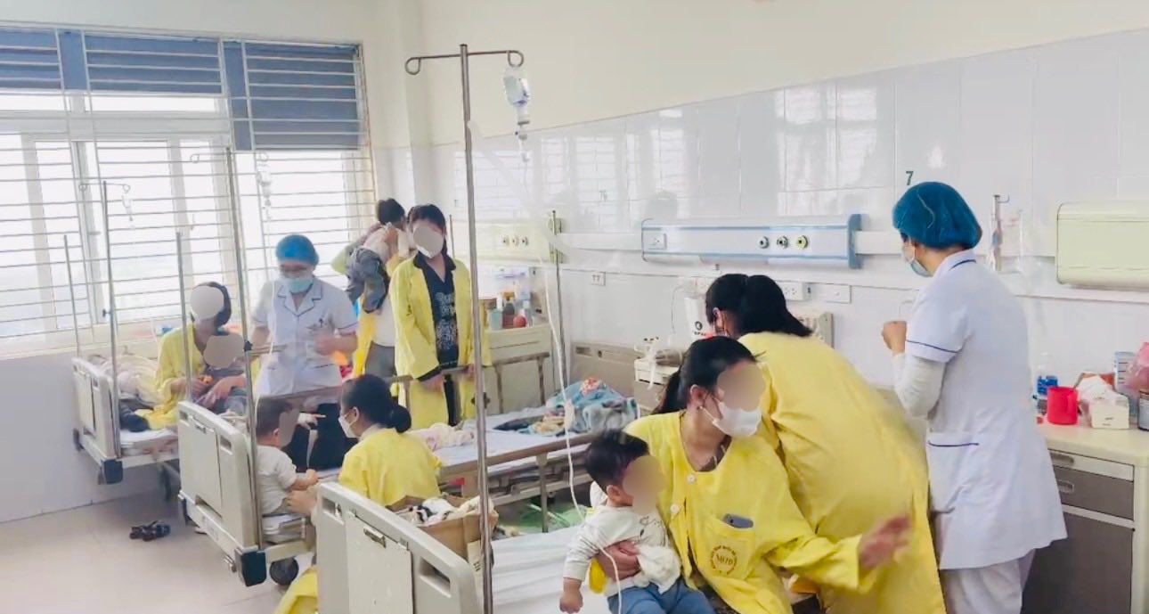 Rất nhiều trẻ nhập viện vì cúm A. 