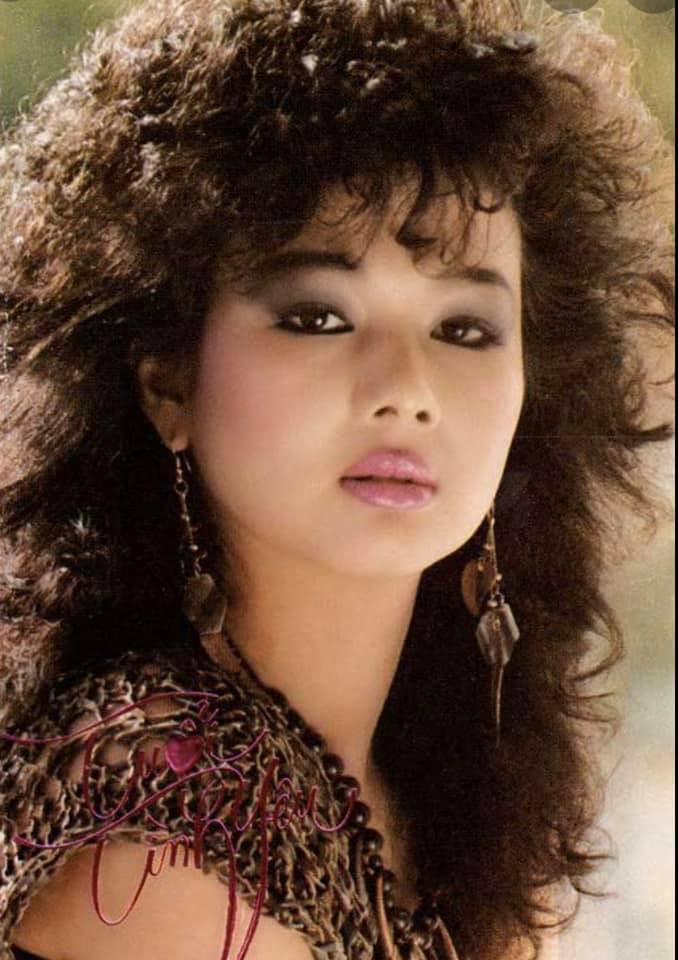 Tuổi 62 sống lang thang ngoài đường của nữ ca sĩ là mỹ nhân đình đám một thời- Ảnh 1.