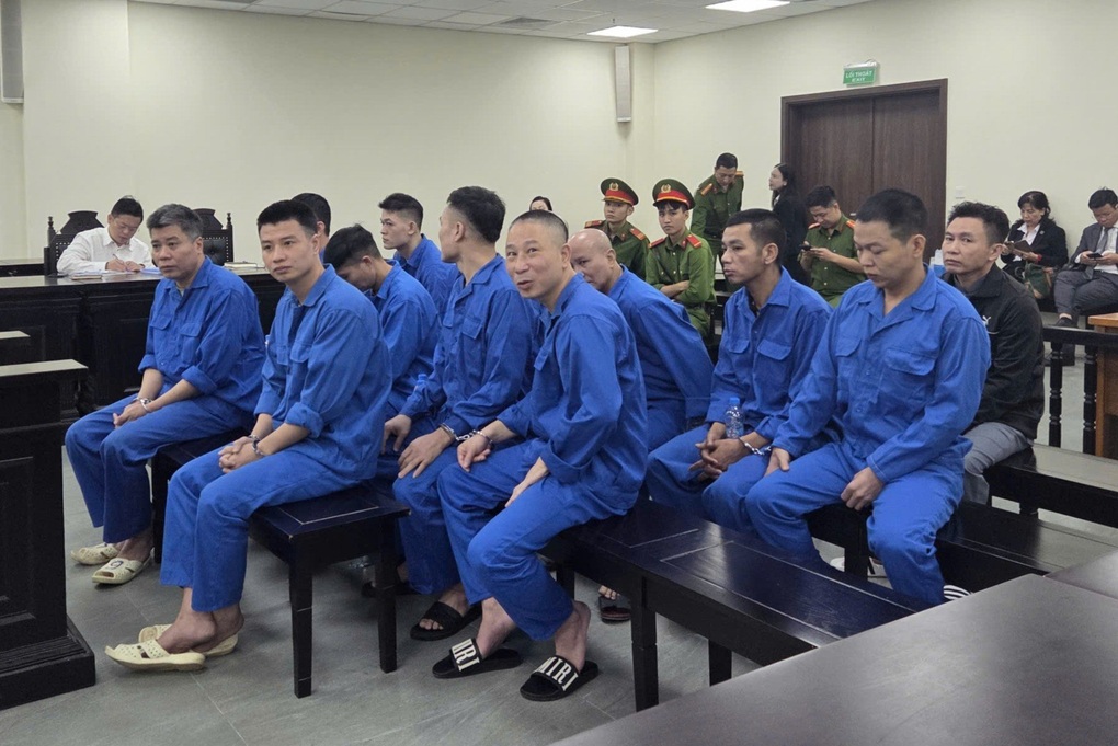 Cựu trưởng khoa Bệnh viện Tâm thần Trung ương 1 lĩnh 14 năm 6 tháng tù - 1