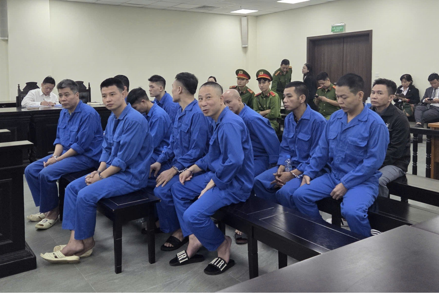 - Ảnh 1. - Ảnh 1.