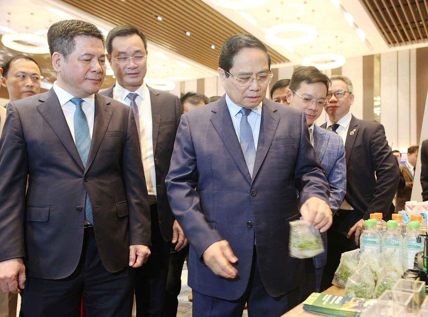 Đà Nẵng sẽ đóng vai trò cửa ngõ trung chuyển quốc tế- Ảnh 1. Đà Nẵng sẽ đóng vai trò cửa ngõ trung chuyển quốc tế- Ảnh 1.