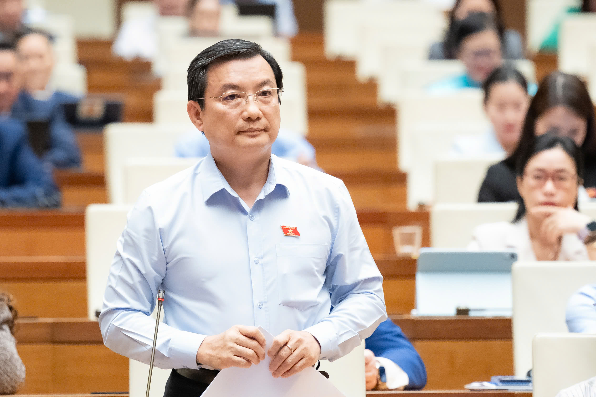 Đại biểu lo ngại tin giả trên Facebook, TikTok thao túng nhận thức xã hội- Ảnh 1.