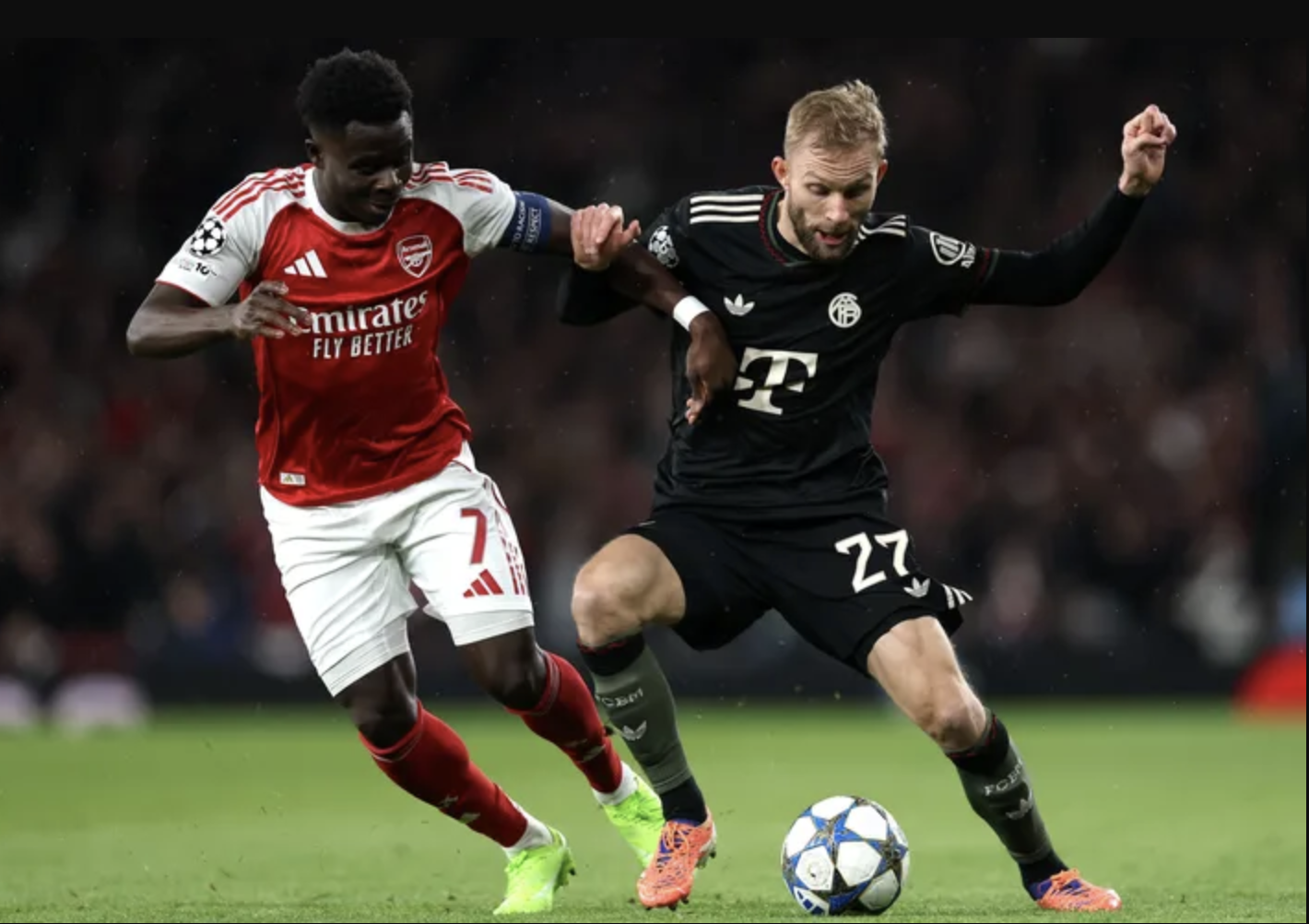 Đại phá Bayern Munich, Arsenal ngạo nghễ trên đỉnh Champions League 1 Đại phá Bayern Munich, Arsenal ngạo nghễ trên đỉnh Champions Leaague - Ảnh 1.