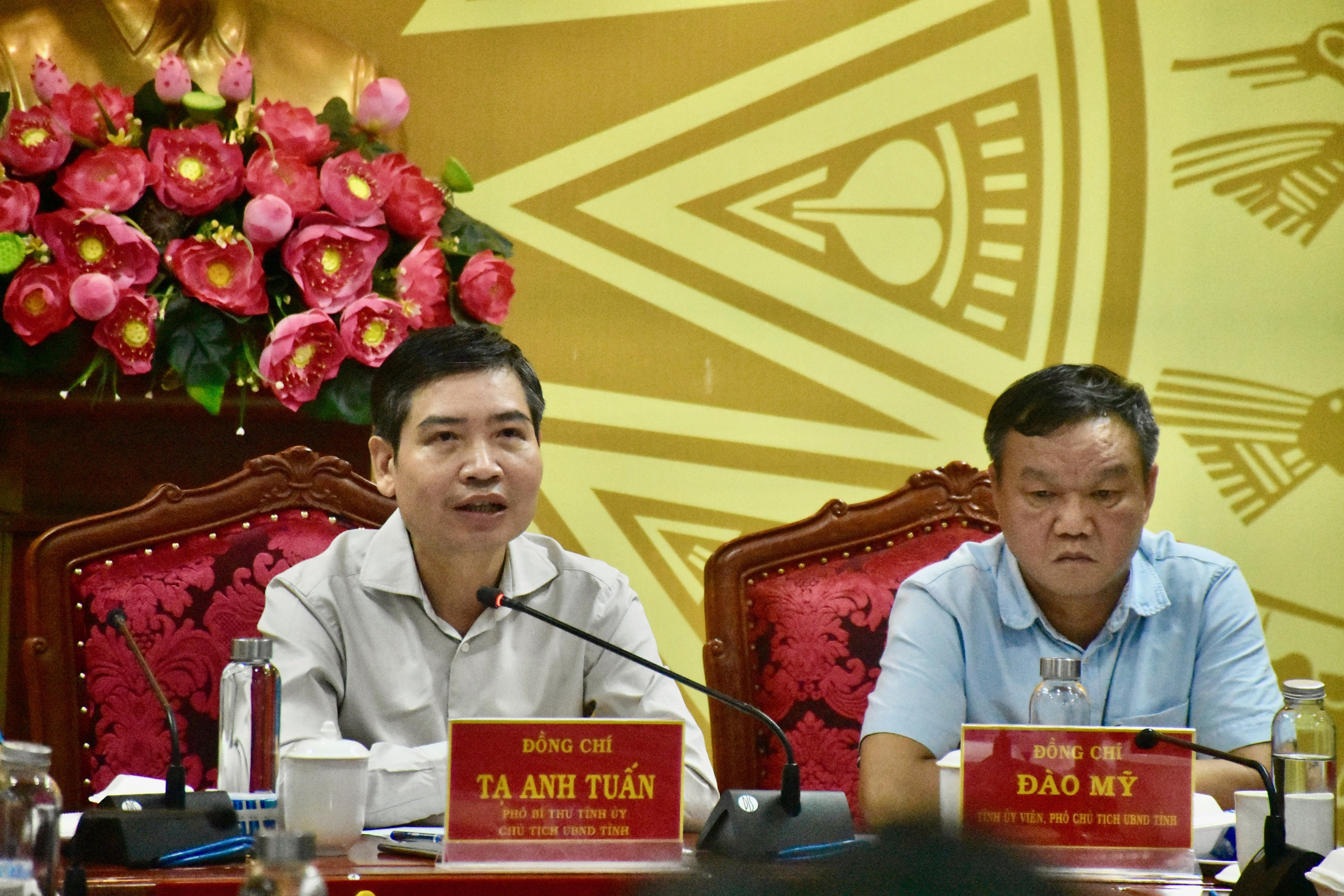 Đắk Lắk yêu cầu hạ khẩn cấp cẩu công trình trước bão Kalmaegi - Ảnh 1.