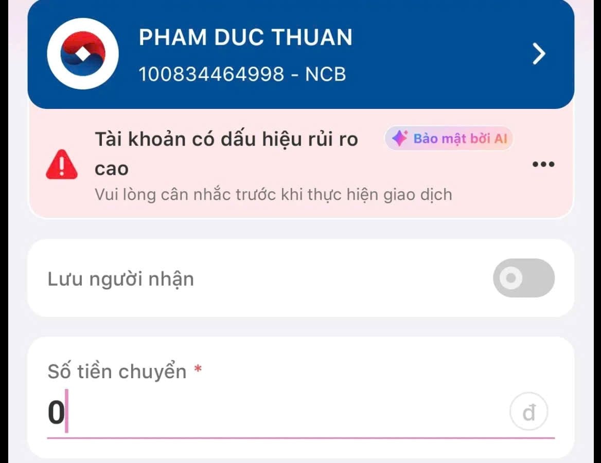 Đang định chuyển tiền vào tài khoản NCB 100834464998 cho shipper, một dòng bất thường trên MoMo khiến cô gái 
