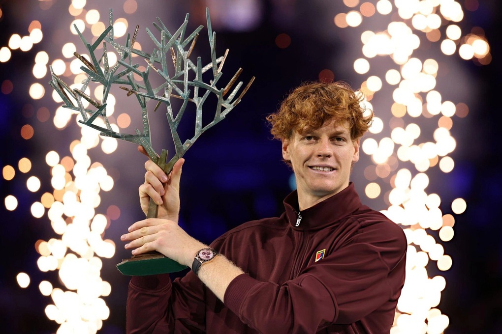 Lần đầu vô địch Paris Masters, Jannik Sinner trở lại ngôi số một thế giới - 1